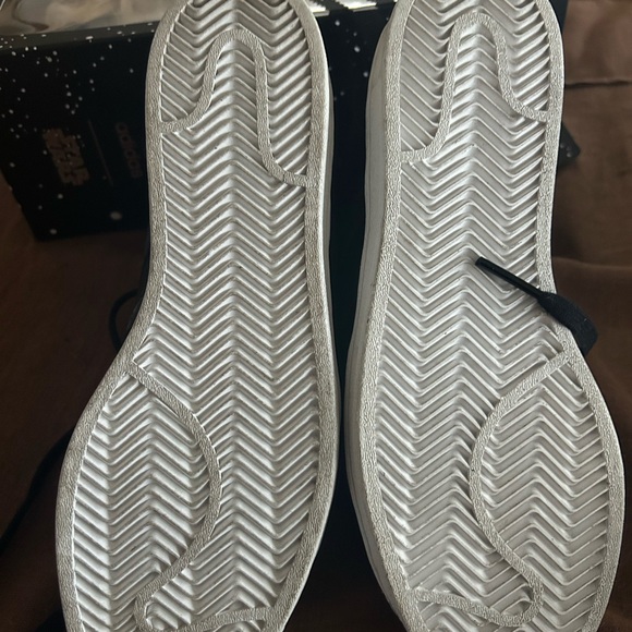 Adidas Up Black and Leopard Size 10 - Picture 5 of 5